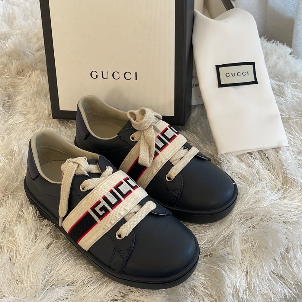 Gucci Sneakers (Toddler Unisex) Navy Blue New Ace Sneaker.  NWT!